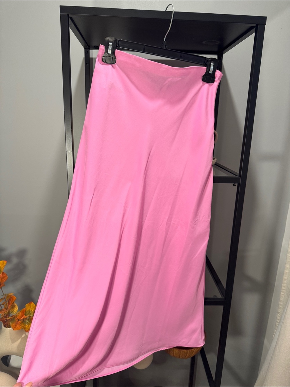 107. Women's Pink Maxi Skirt - Sleek A-Line Silhouette